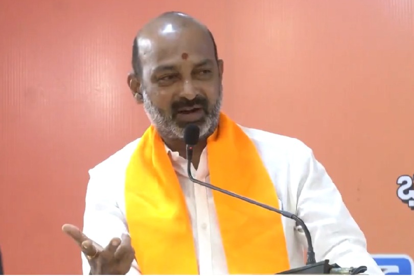 Telangana BJP chief appears before women's panel