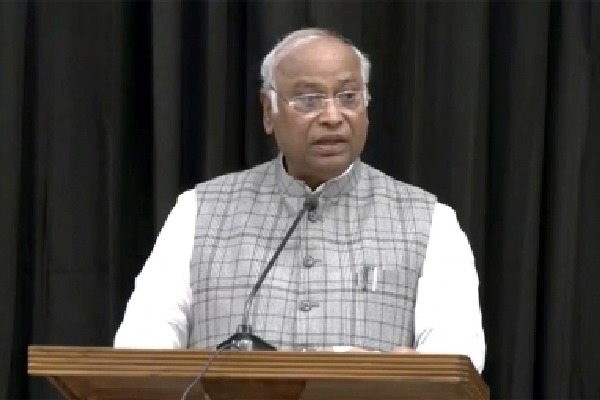 Legal team working on Rahul's case: Kharge