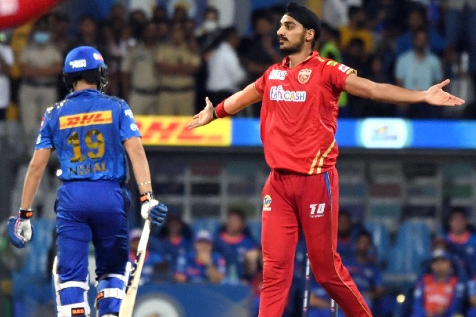 IPL 2023: Curran's fifty, Arshdeep four-fer help Punjab Kings overcome MI in high-scoring tie