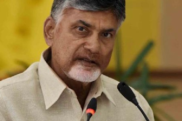 Jagan should apologise to Rajinikanth: Chandrababu Naidu