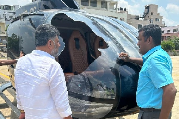 K'taka Cong President Shivakumar's chopper hit by vulture