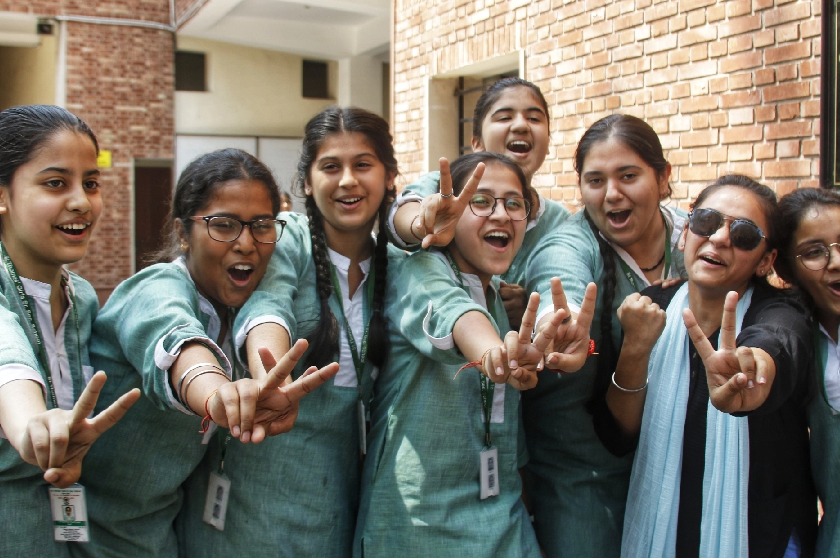 CBSE Class 10 results announced; girls outshine boys