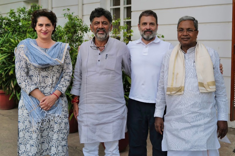 Siddaramaiah, Shivakumar meet Rahul, Priyanka to invite them for swearing-in ceremony