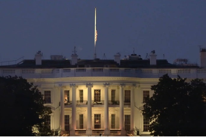 Truck rams into White House security barriers, driver detained