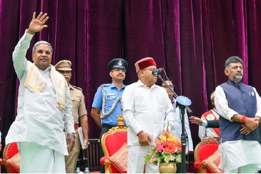 24 ministers take oath in K'taka, CM Siddaramaiah says allotment of portfolios in 24 hours