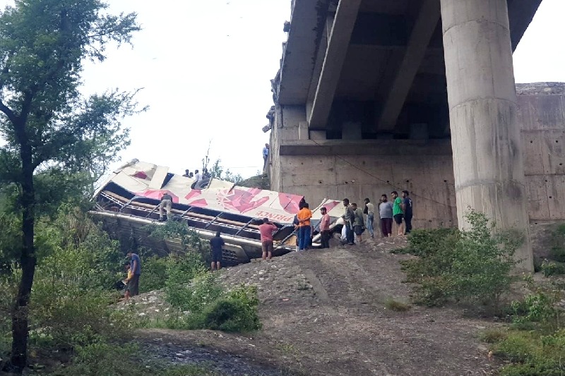 10 dead, 55 injured after bus plunges into Jammu gorge