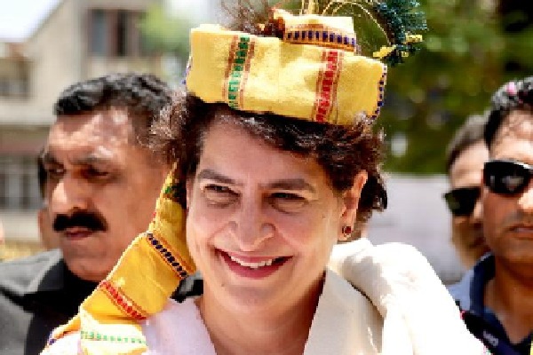 Congress planning 'bigger role' for Priyanka ahead of 2024 Lok Sabha polls