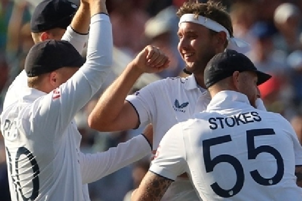 Ashes 2023: First Test in balance as Australia reach 107/3 in chase of 281 against England