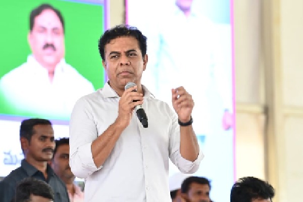 PM should apologise for not honouring commitments to Telangana: KTR