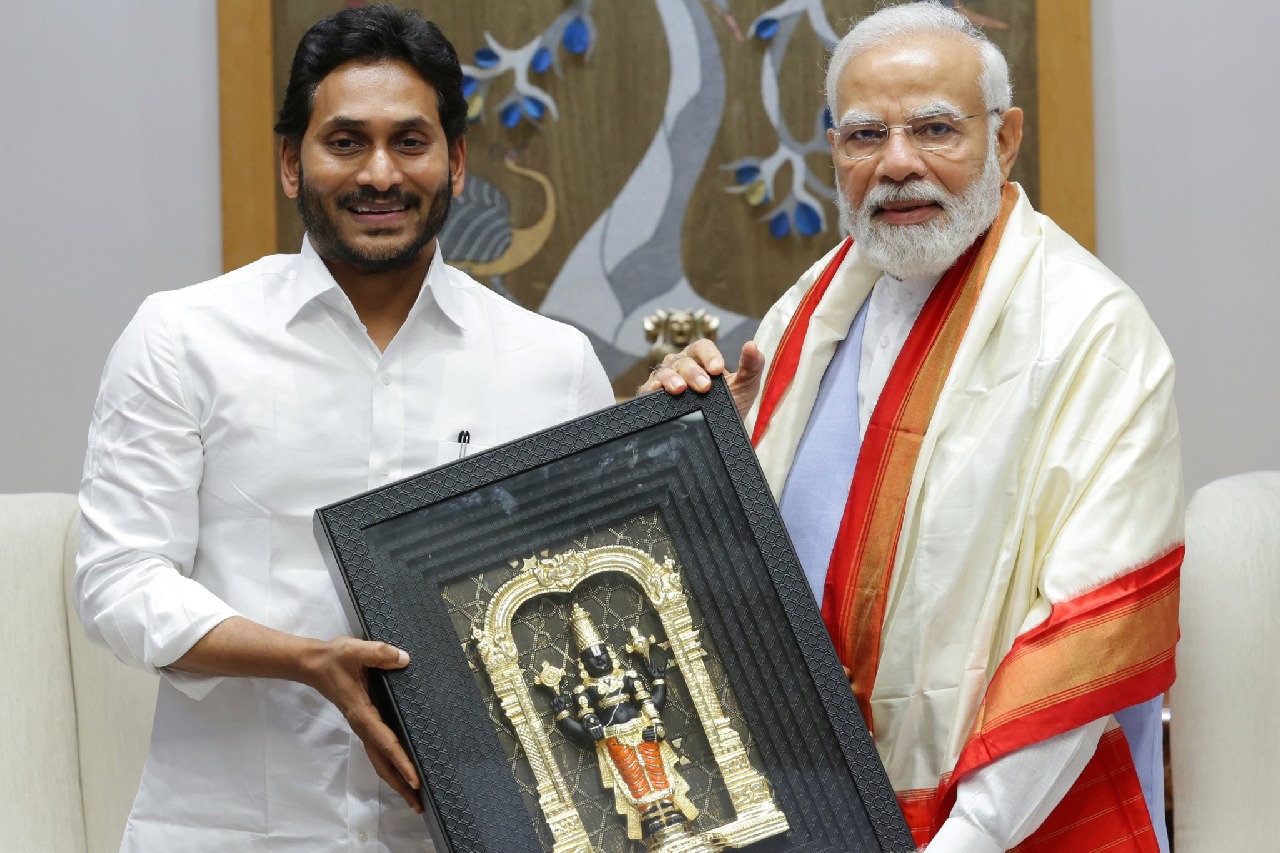 Andhra Pradesh CM meets PM Modi, seeks funds