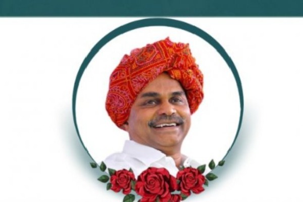 Kharge, Rahul pay tributes to ex-Andhra CM Y.S. Rajasekhara Reddy on his 74th birth anniversary