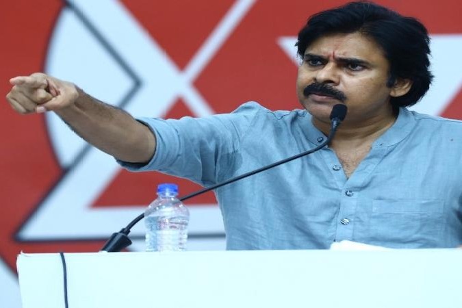 Andhra Women’s panel issues notice to Pawan Kalyan on human trafficking claim