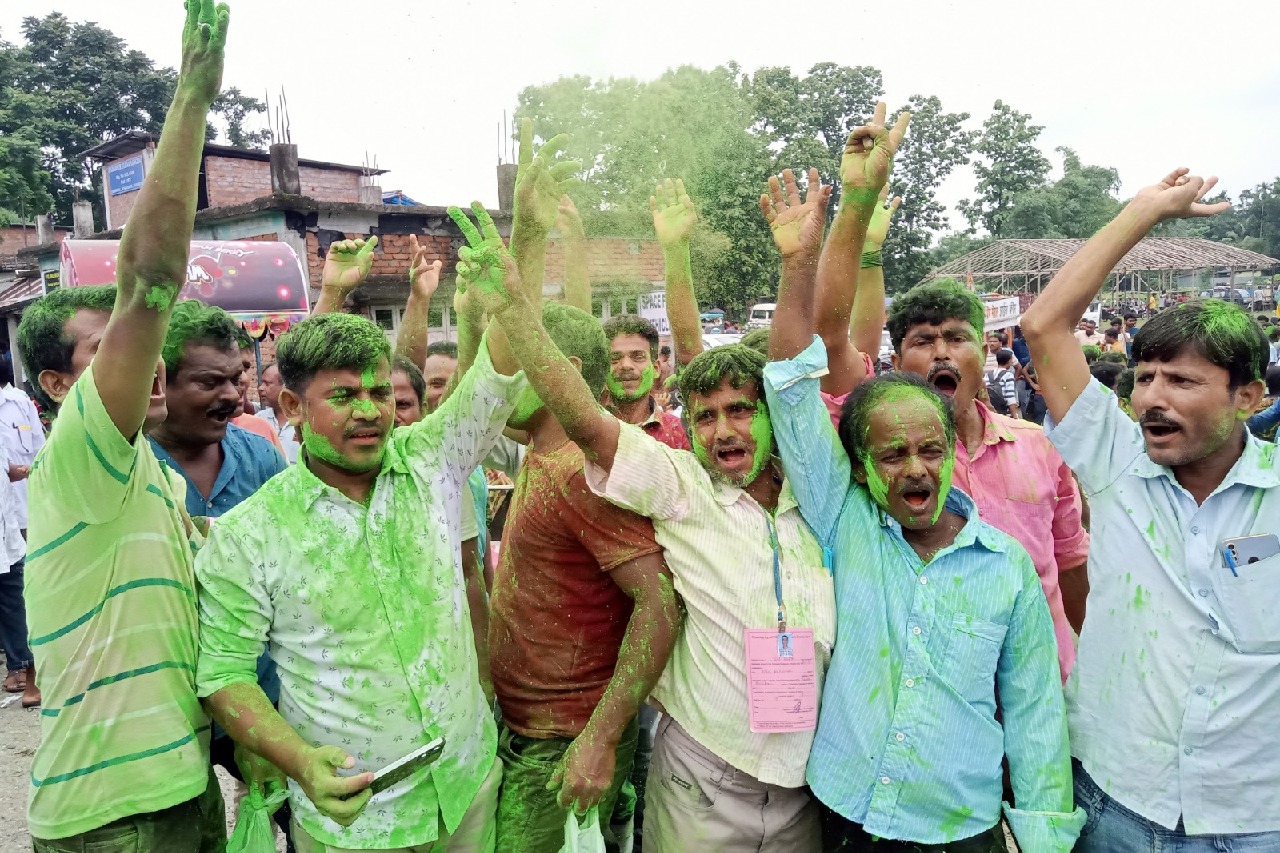 Panchayat Polls: Trinamool set for thumping majority; close contest for second spot