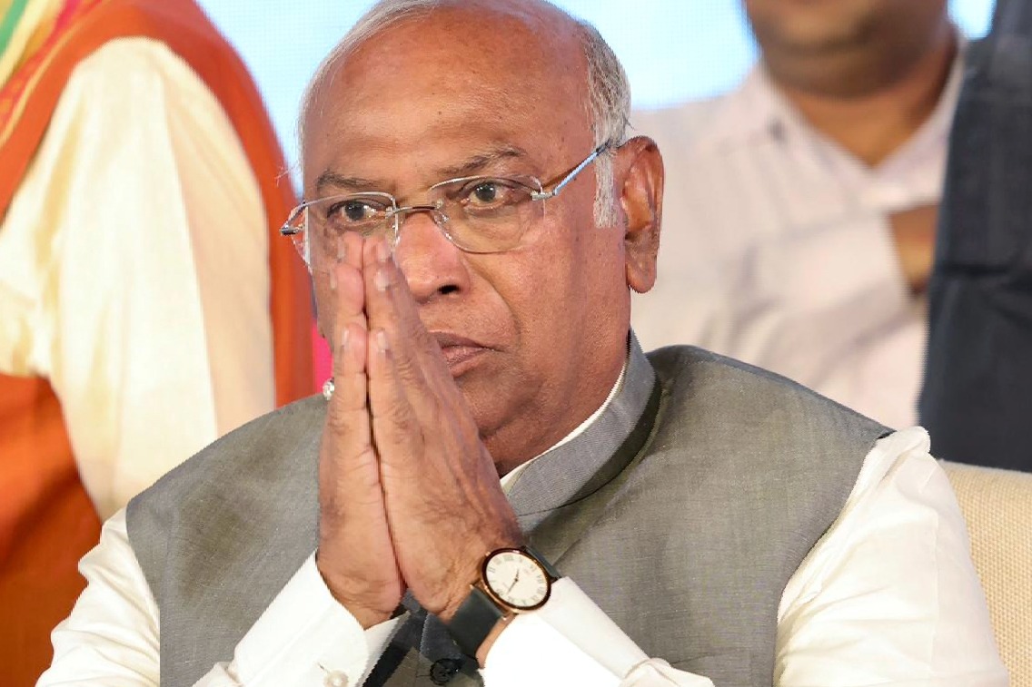 PM Modi, Rahul, Priyanka greet Mallikarjun Kharge as he turns 81