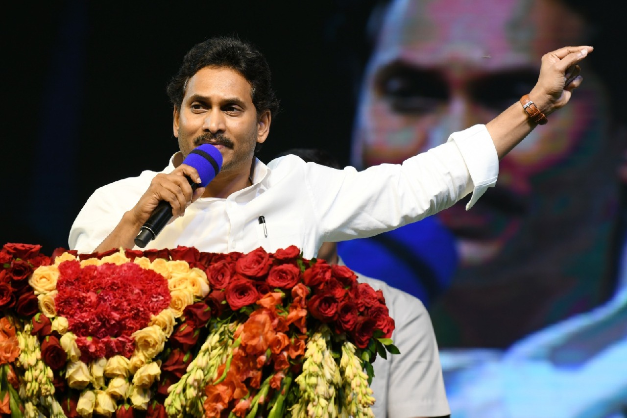 Jagan launches personal attack on Pawan Kalyan as volunteer row takes bitter turn