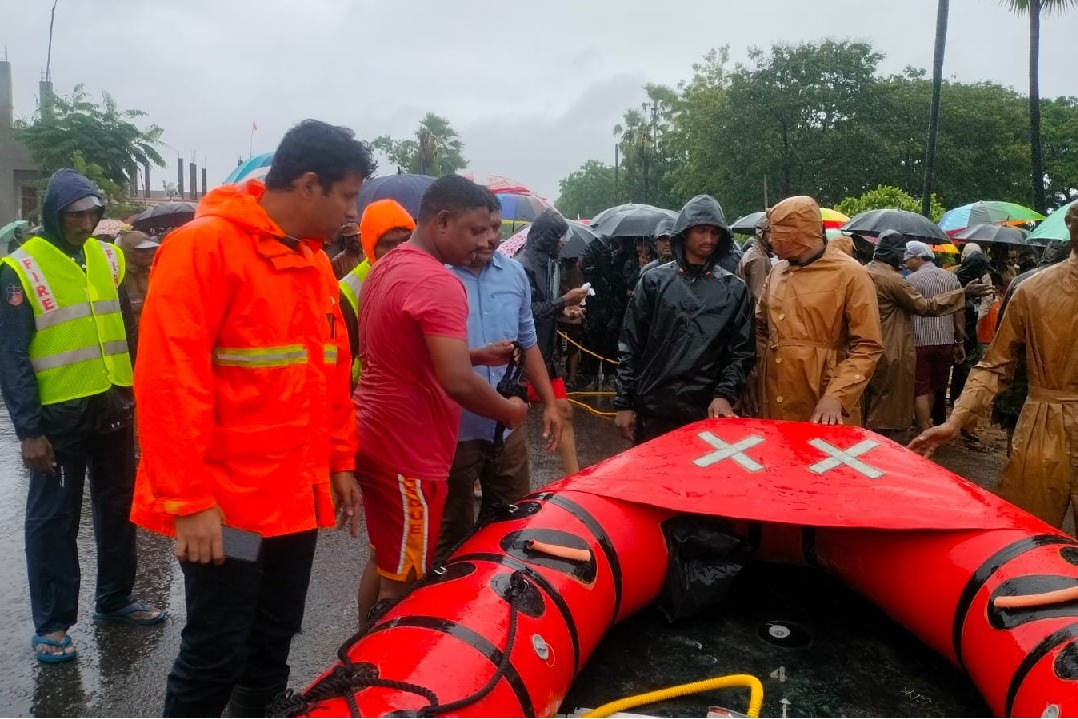 Army helicopters for rescue in flood-hit Telangana village