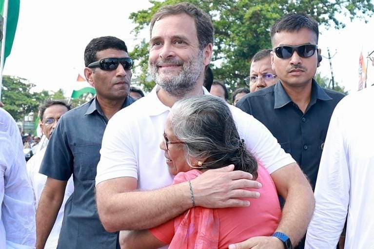 Only love can douse the flame of hatred, says Rahul Gandhi