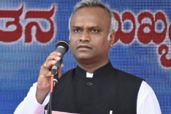 India vs Bharat: Modi govt reduced to ‘name changer’ govt, says Priyank Kharge