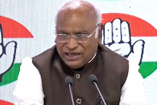 Our goal must be to defeat BJP in 2024 polls, it will be 'most fitting' tribute to Bapu: Kharge