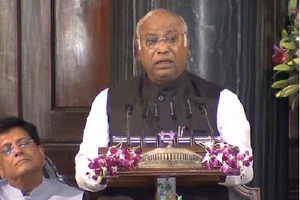 Govt intention something else, publicising Women's Reservation Bill in view of polls: Kharge