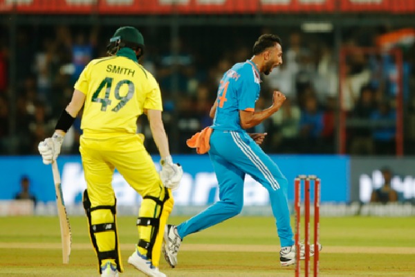 2nd ODI: Prasidh takes two wickets before rain interrupts Australia’s run-chase in Indore