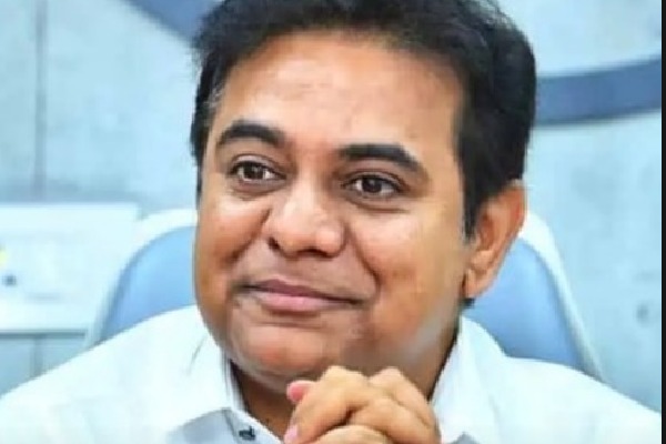 RSS man heading Congress in Telangana: KTR