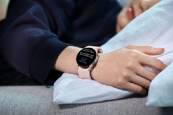 Sleep apnea feature arrives on Samsung Galaxy Watch after approval