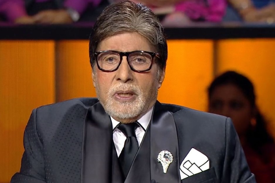 Amitabh Bachchan calls 'KBC' stage his lifelong recharge station