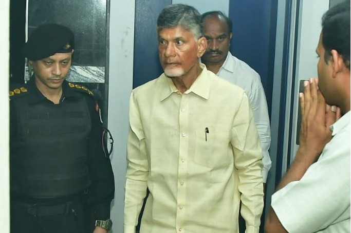 Chandrababu Naidu gets anticipatory bail in Angallu case