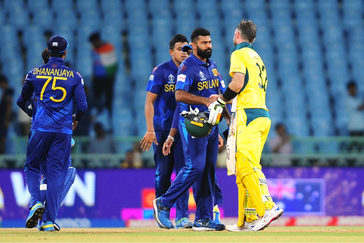 Australia issue World Cup warning with emphatic Sri Lanka victory