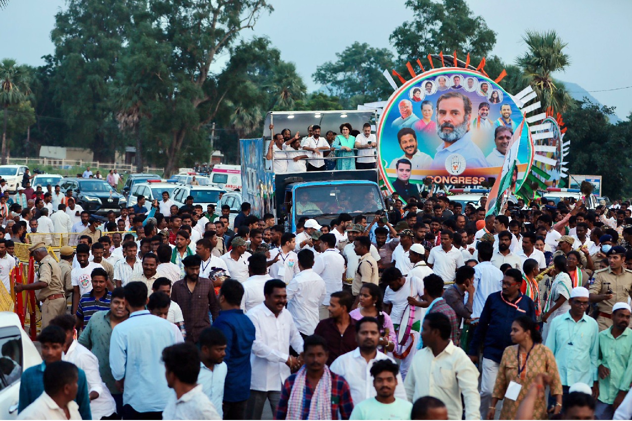 Vote for BRS will be vote for BJP, says Rahul in Telangana