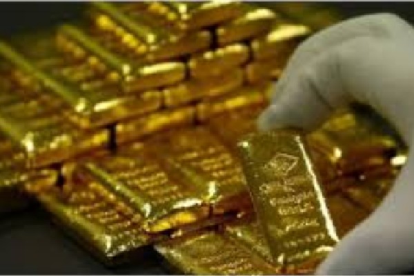 Telangana's pre-poll cash, gold seizure cross Rs 300 crore