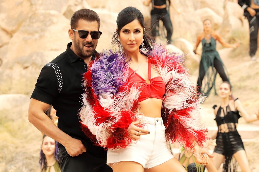 Salman calls ‘Leke Prabhu Ka Naam’ from ‘Tiger 3’ one of the best dance tracks of his career