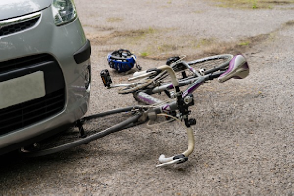 Elderly Indian-origin driver jailed in Singapore for fatally-hitting cyclist