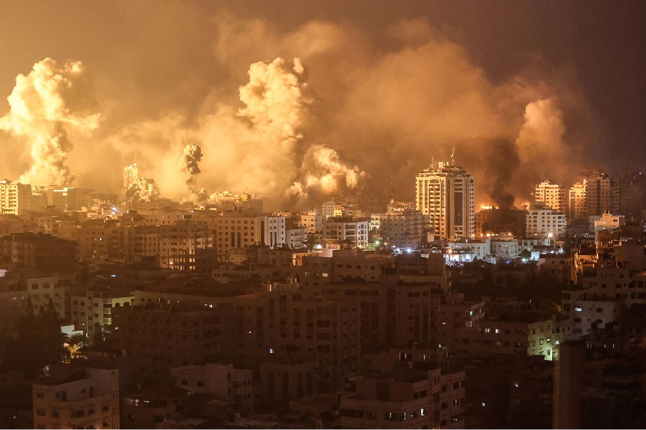 Israel continues Gaza offensive, hits hundreds of Hamas target