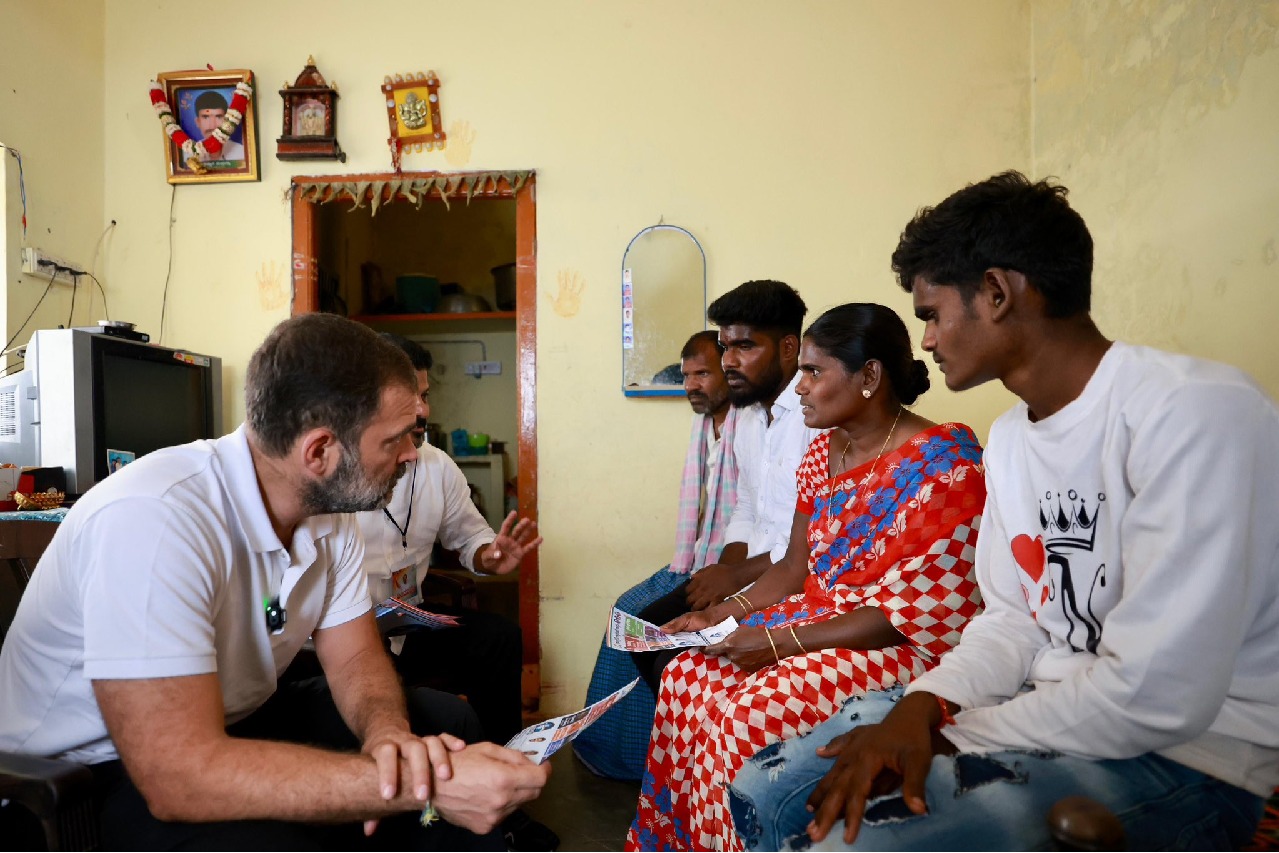 Rahul visits house of farmer who committed suicide in 2020, says
 Congress' Rythu Bharosa guarantee in Telangana is designed to support farmers