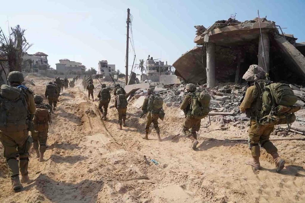 Israeli troops encircle Gaza City: Military