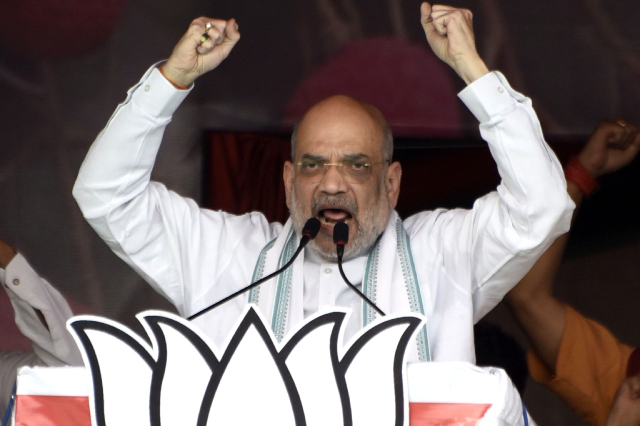 Amit Shah has narrow escape as chariot collides with electric wire in Rajasthan