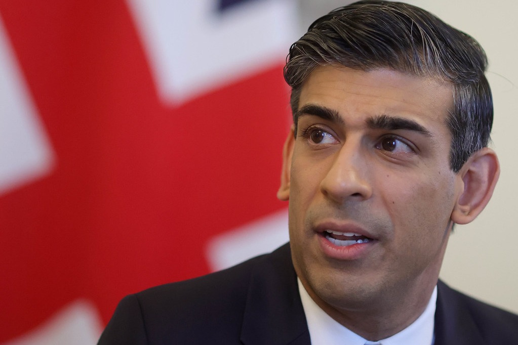 Rishi Sunak's authority will be in tatters if he fails to sack Braverman, warn senior Tories