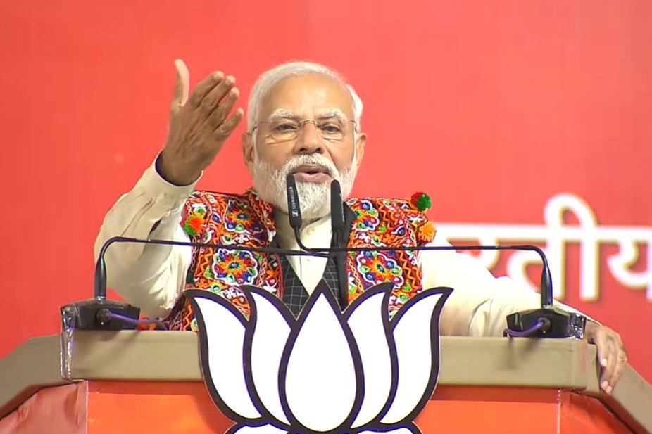 Modi refers to ‘Lal Diary’ in his speech, says 'Press the lotus button as if you are hanging the corrupt'