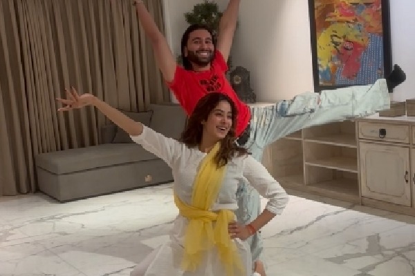 Janhvi, Orry channel their inner Deepika and Priyanaka, dance to ‘Pinga ga pori’