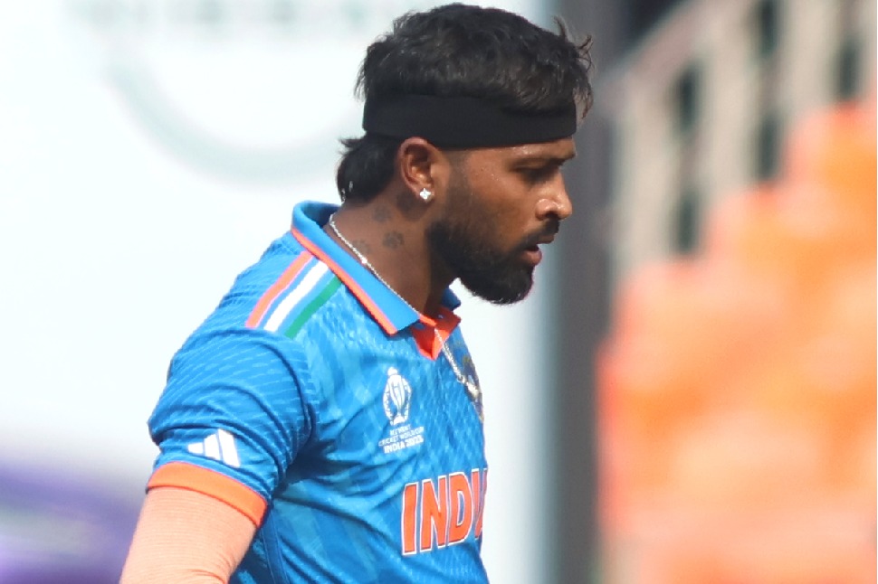 IPL: Hardik Pandya and Cameron Green traded to MI and RCB