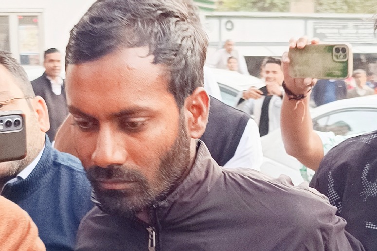 Parl security breach: Delhi court extends accused Mahesh Kumawat's custody till Jan 5