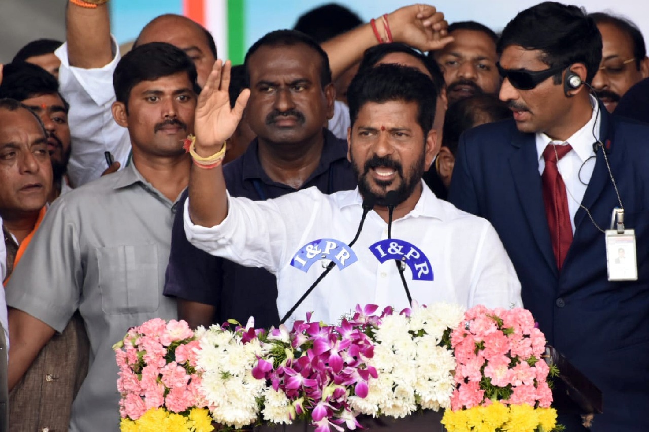 Revanth honours Cong's Prajala Telangana pledge with public outreach