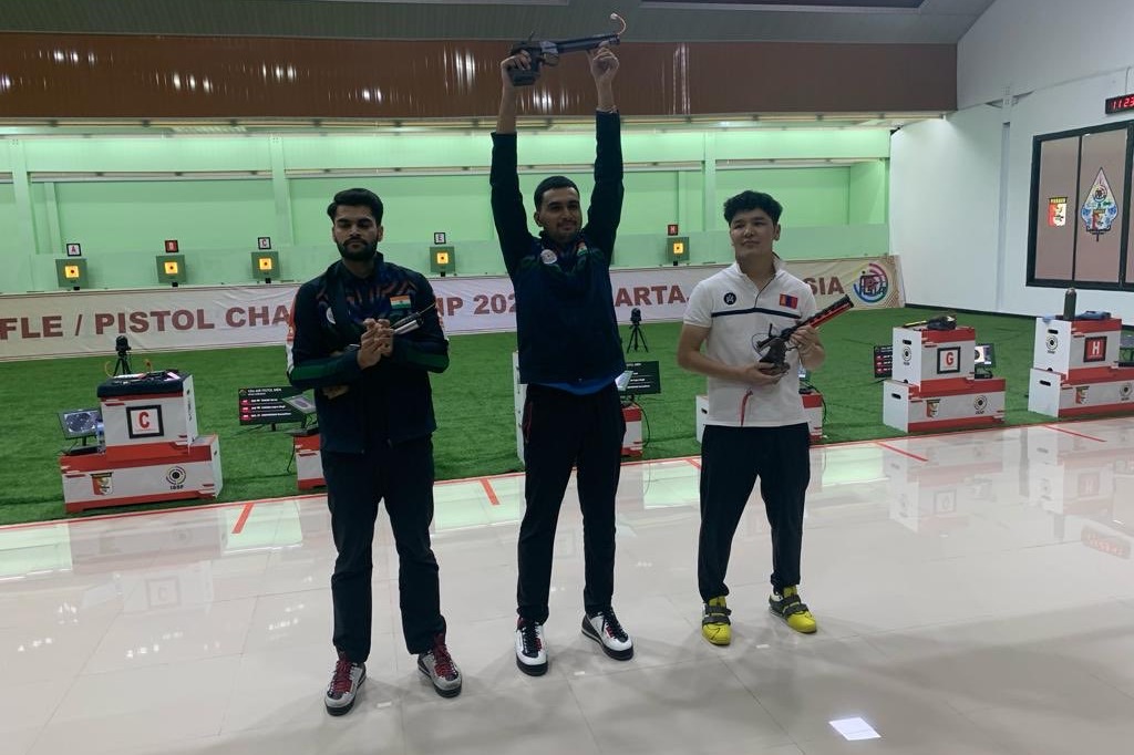 Asian qualifiers: Varun Tomar bags Olympics quota after winning gold 10m air pistol