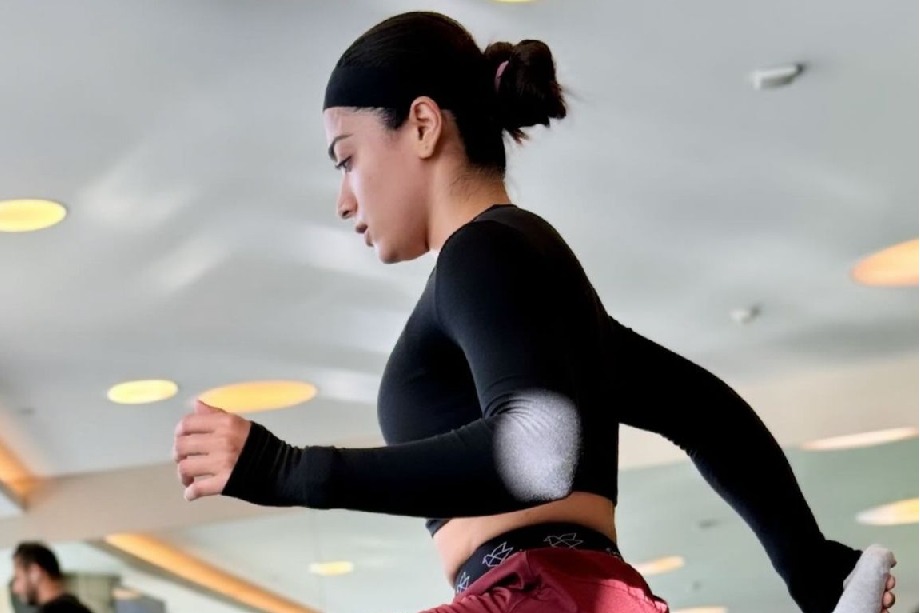 Rashmika Mandanna shells fitness goals, says ‘don’t forget to stretch’