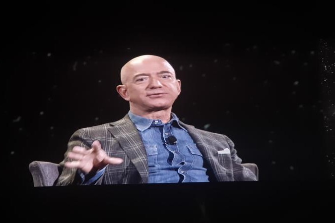 Jeff Bezos to sell 50 mn Amazon shares in next 12 months