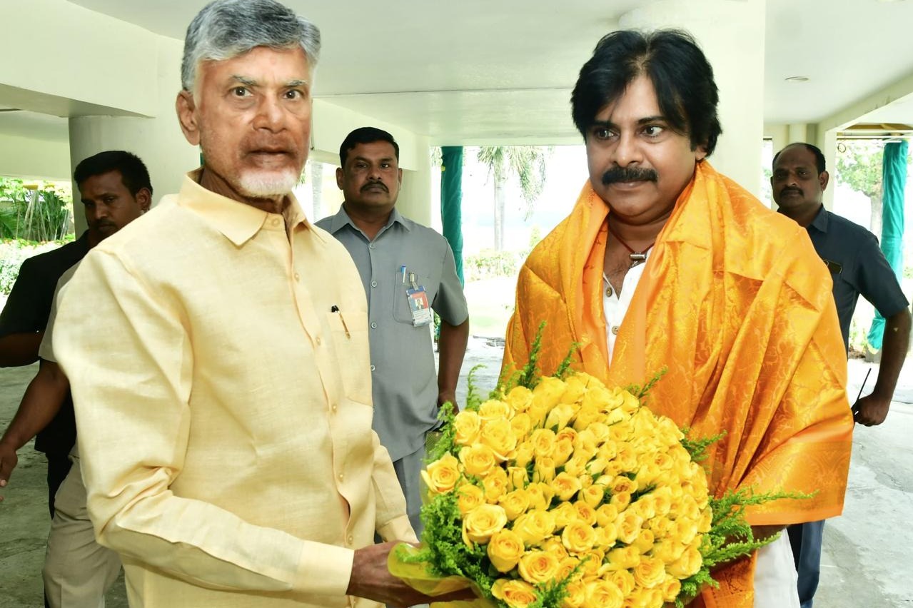 Chandrababu Naidu, Pawan Kalyan hold talks on seat-sharing