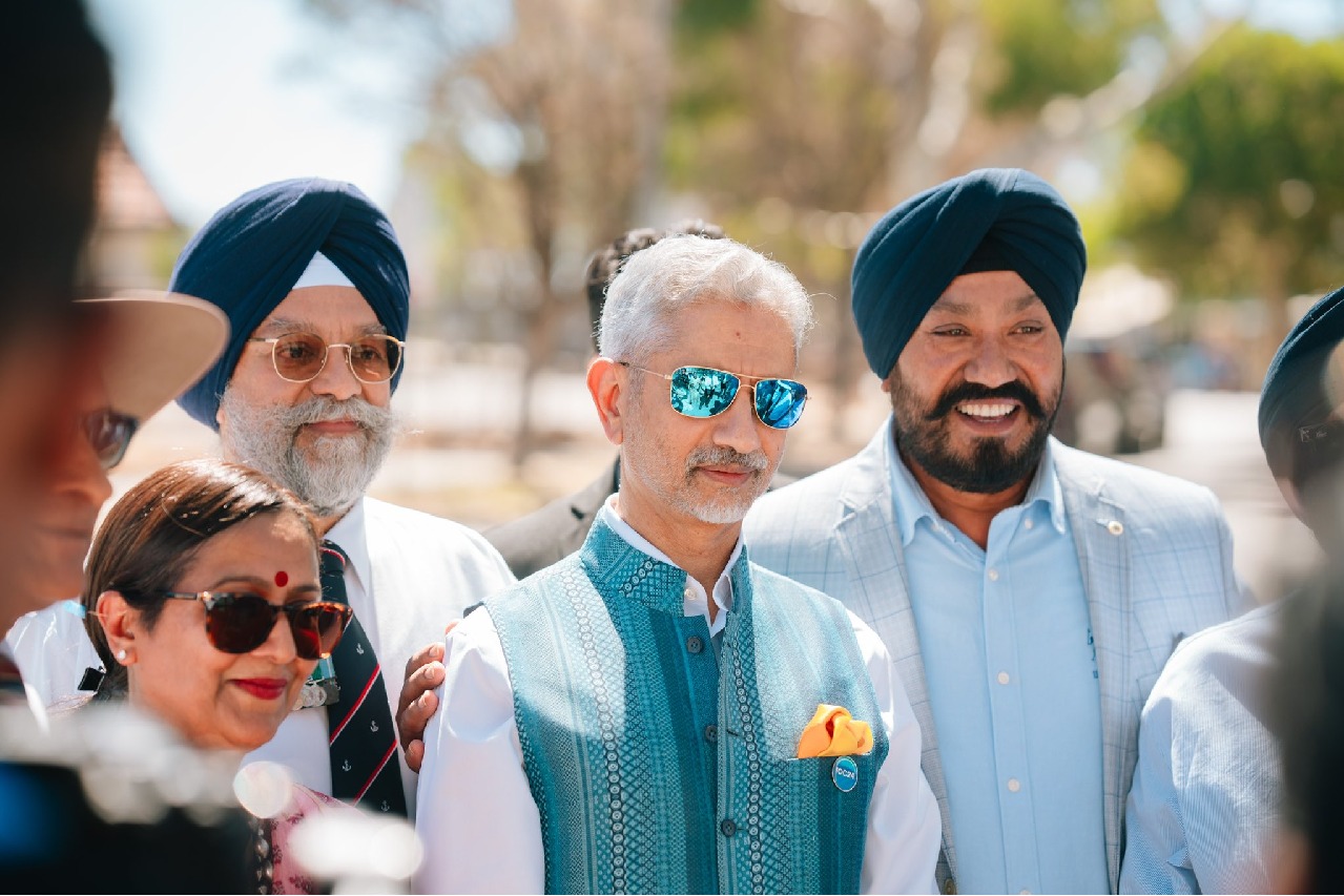 Jaishankar visits Sailani Avenue, named after Indian-origin soldier
 in Australia