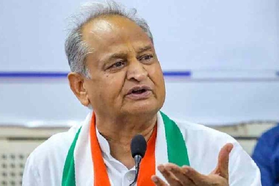 Gehlot welcomes Sonia's announcement to file RS nomination from Rajasthan